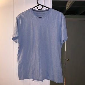 Men’s banana republic T-shirt